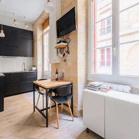 Le Cosy - Rue Ausone Apartment Бордо Екстериор снимка