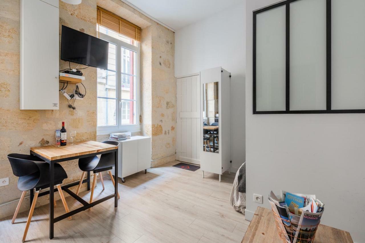 Le Cosy - Rue Ausone Apartment Бордо Екстериор снимка